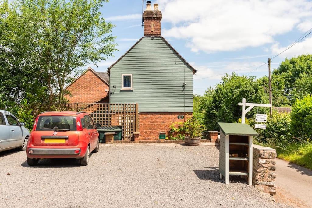 The Summerhouse, Countryside Retreat With Private Hot Tub Bridgnorth Exteriér fotografie